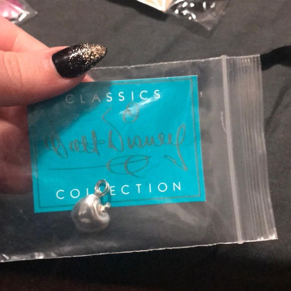 Accessory Bundle - Picture 3 of 7